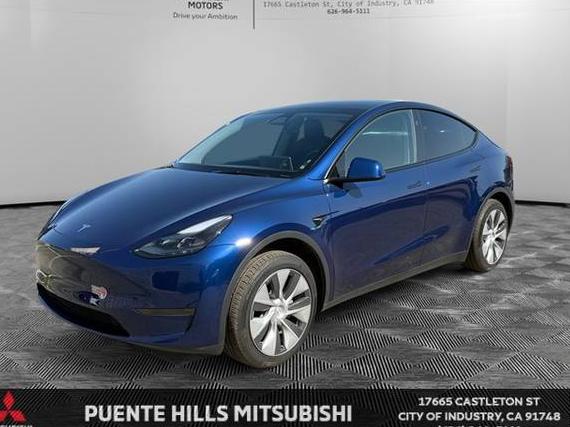 TESLA MODEL Y 2024 7SAYGDED1RF005730 image